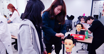 올댓뷰티아카데미  헤어 자격증반 수업 현장스케치